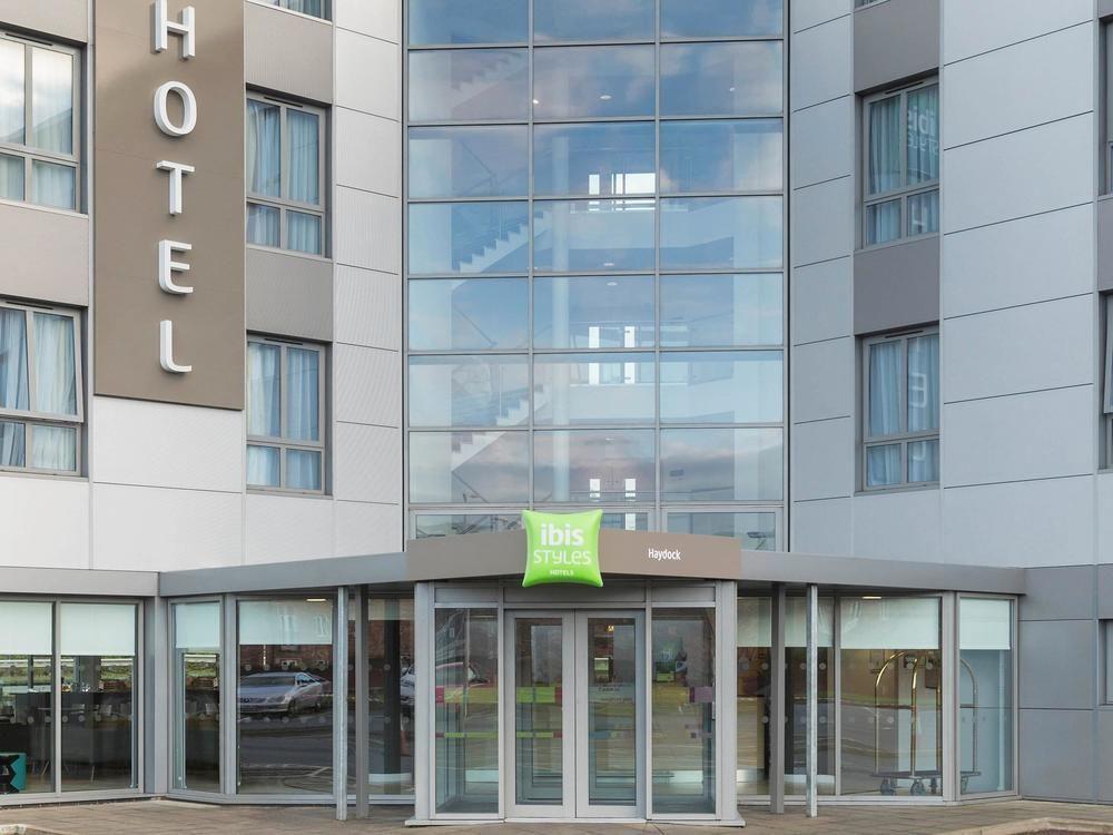 ibis Styles Haydock Otel Dış mekan fotoğraf